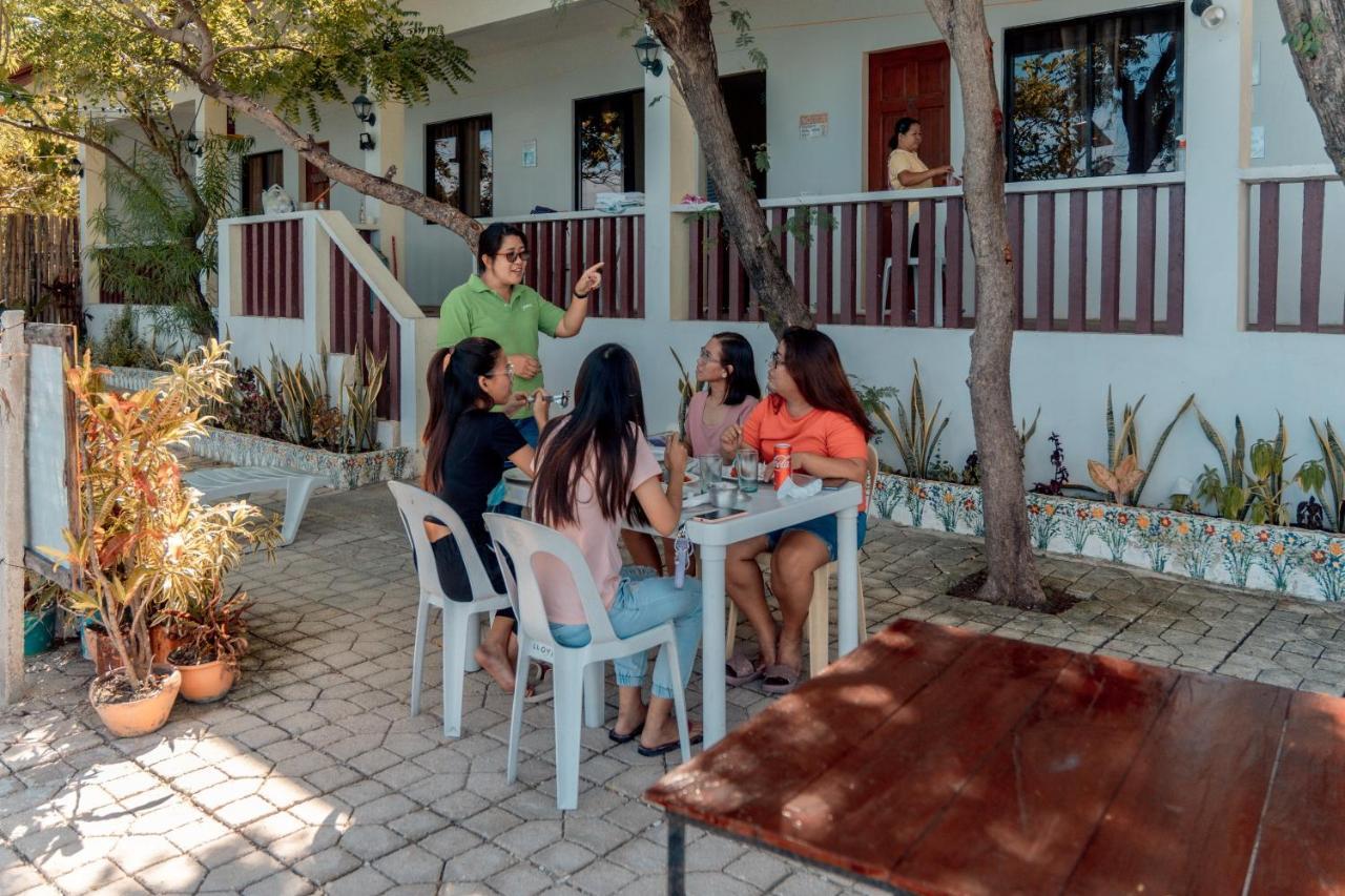 Island Front - Bangcogon Resort And Restaurant Oslob Dış mekan fotoğraf