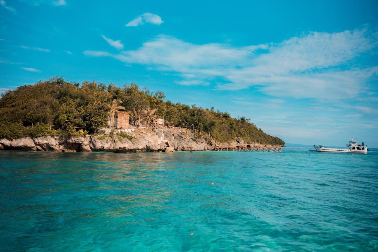 Island Front - Bangcogon Resort And Restaurant Oslob Dış mekan fotoğraf