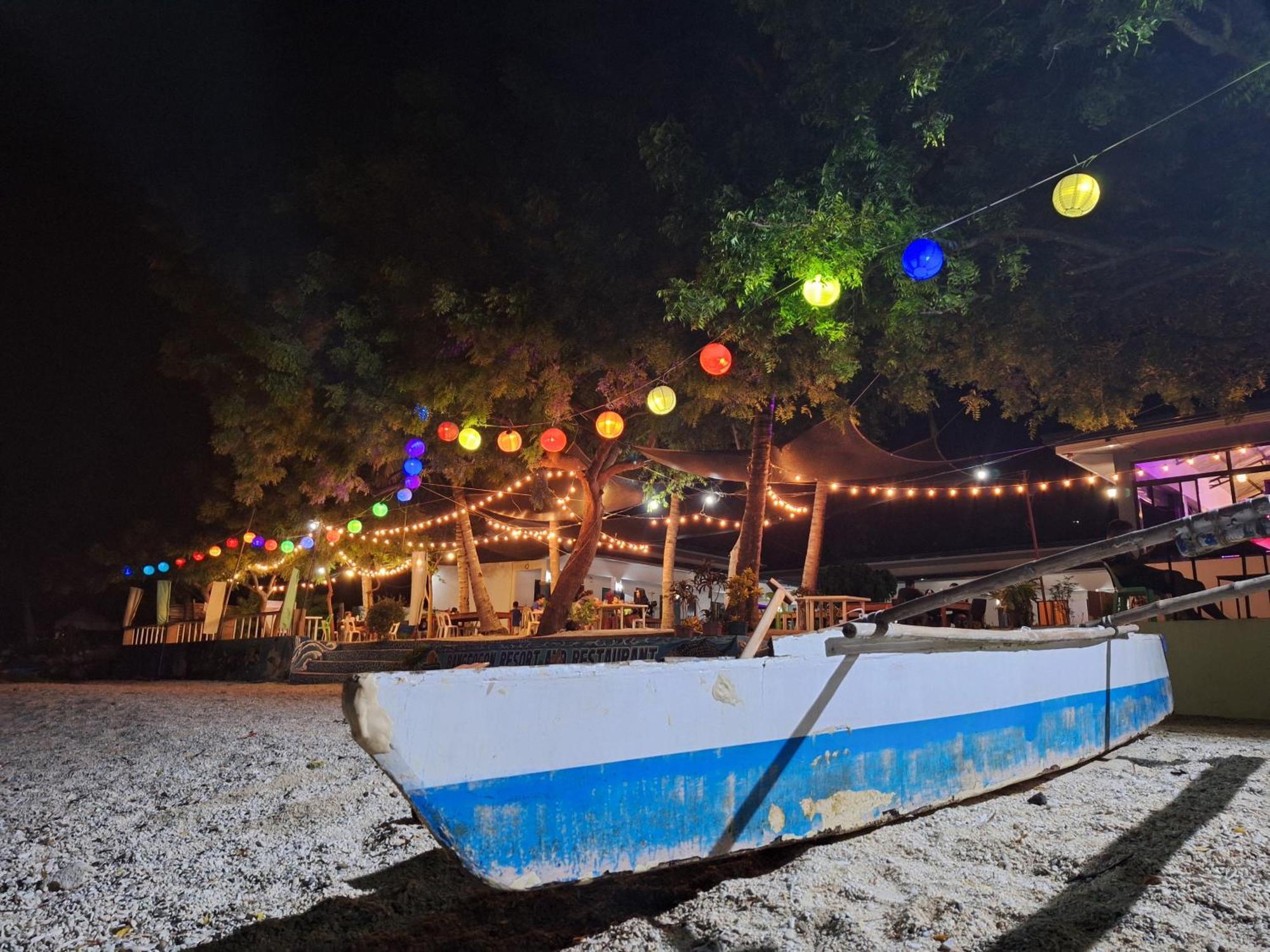 Island Front - Bangcogon Resort And Restaurant Oslob Dış mekan fotoğraf